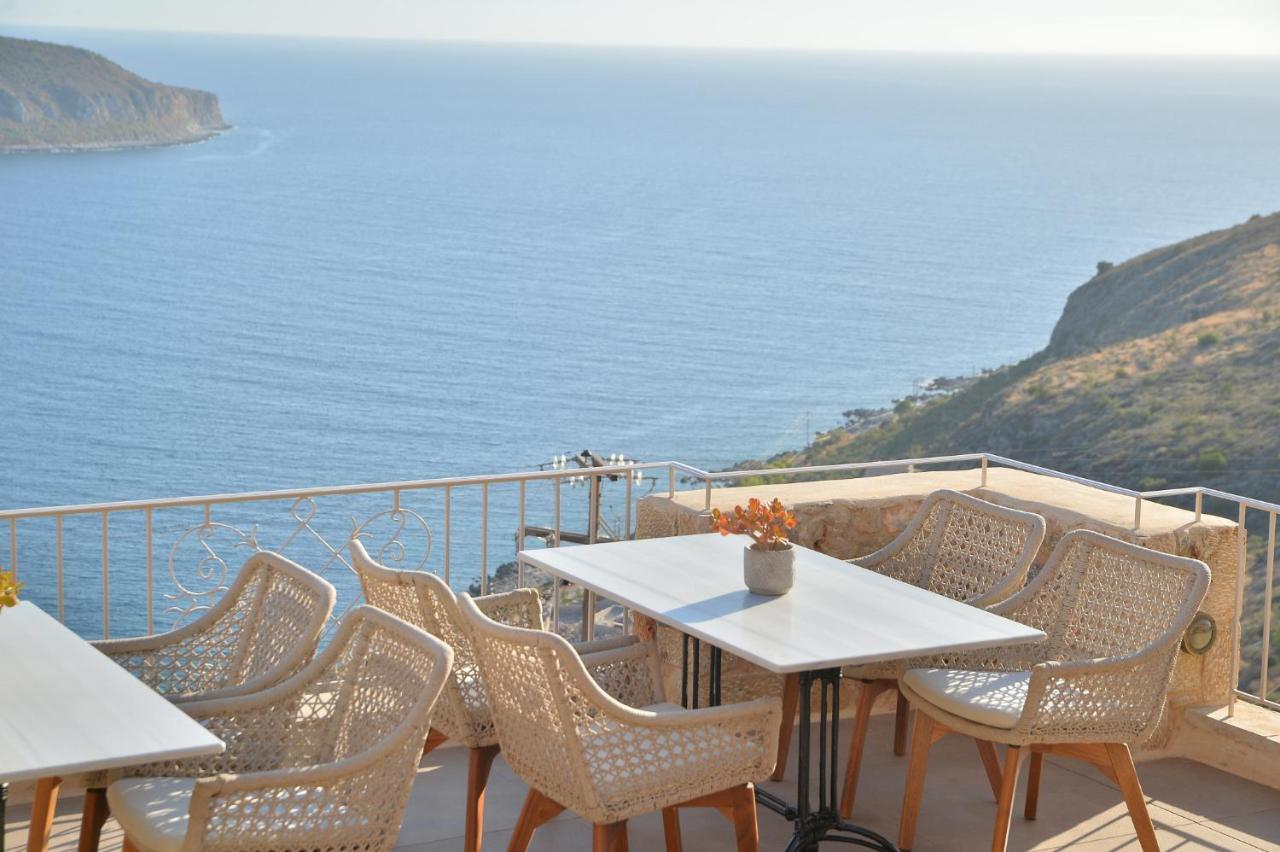 Akrolithi Boutique Hotel & Suites Oitilon Exterior photo